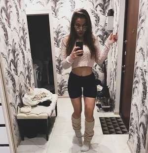 Moni